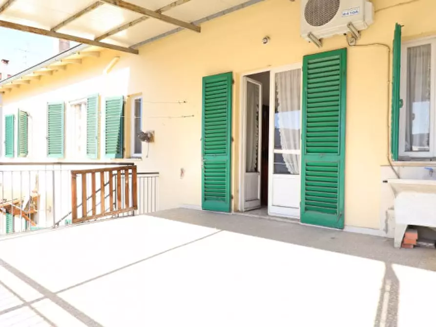 Immagine 6 di Casa bifamiliare in vendita  in stadio a Montevarchi