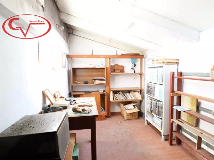 Immagine 11 di Casa bifamiliare in vendita  in stadio a Montevarchi