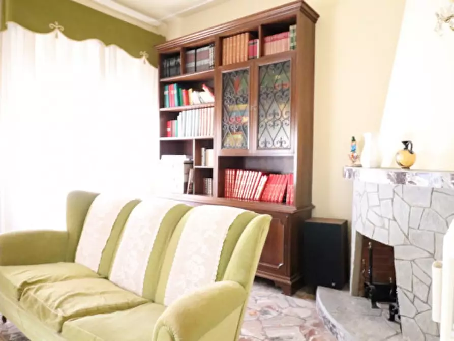 Immagine 18 di Casa bifamiliare in vendita  in stadio a Montevarchi