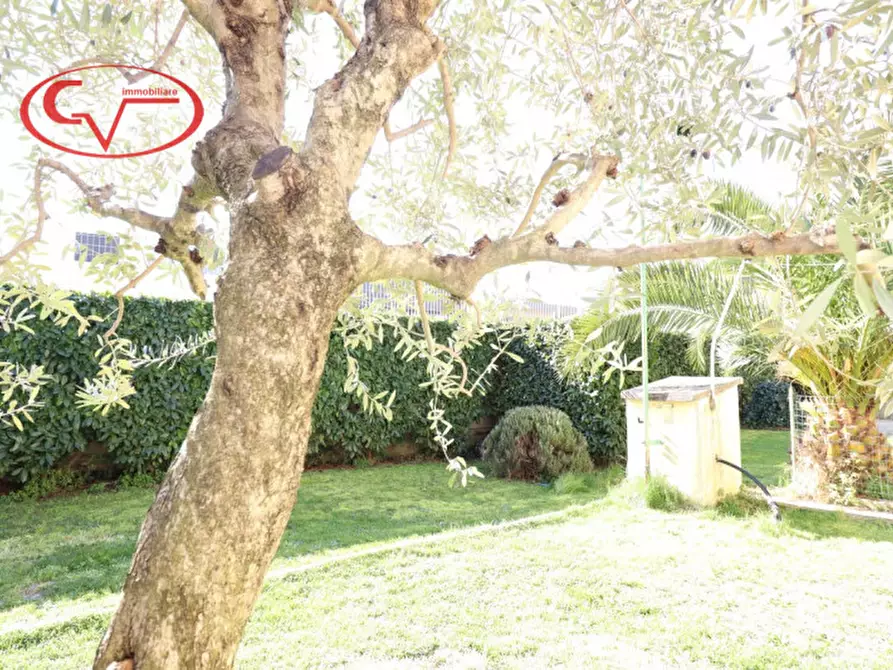 Immagine 39 di Casa bifamiliare in vendita  in stadio a Montevarchi