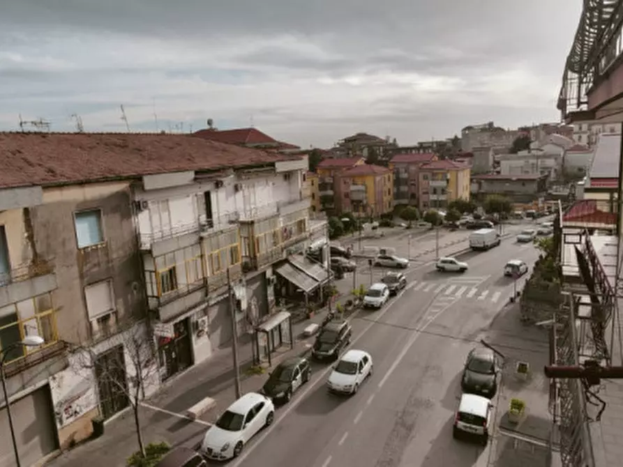Immagine 5 di Appartamento in vendita  in Via Apollo XI a Eboli