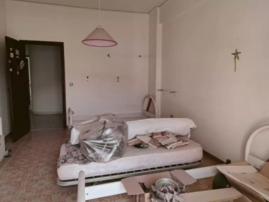 Immagine 12 di Appartamento in vendita  in Via Apollo XI a Eboli