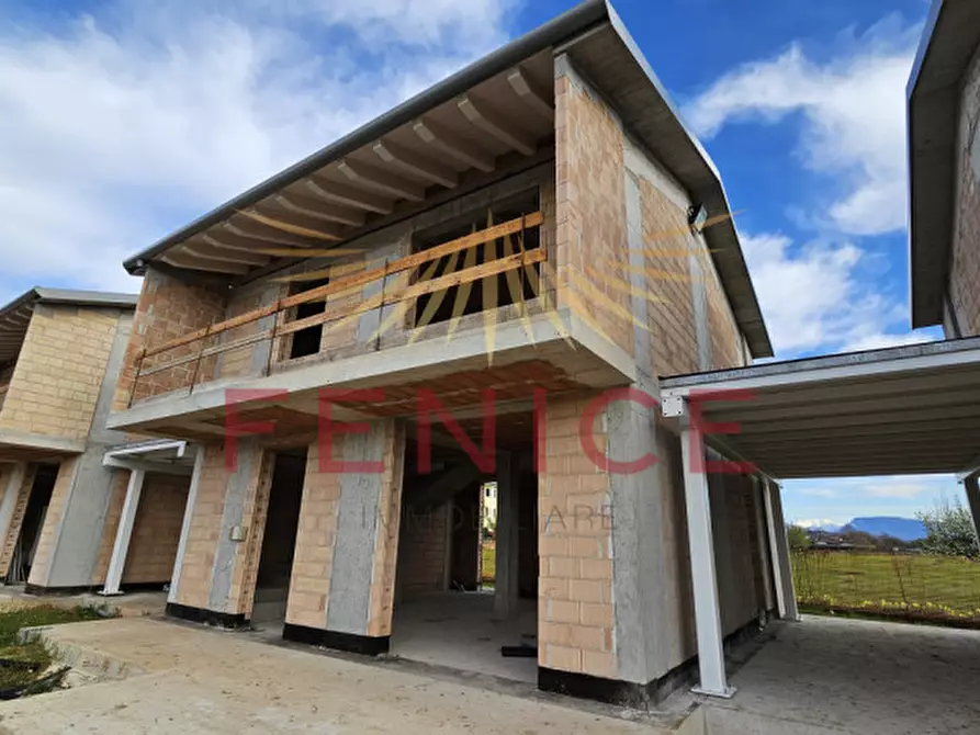 Immagine 9 di Casa indipendente in vendita  in VIA UNDICI FEBBRAIO a Giavera Del Montello