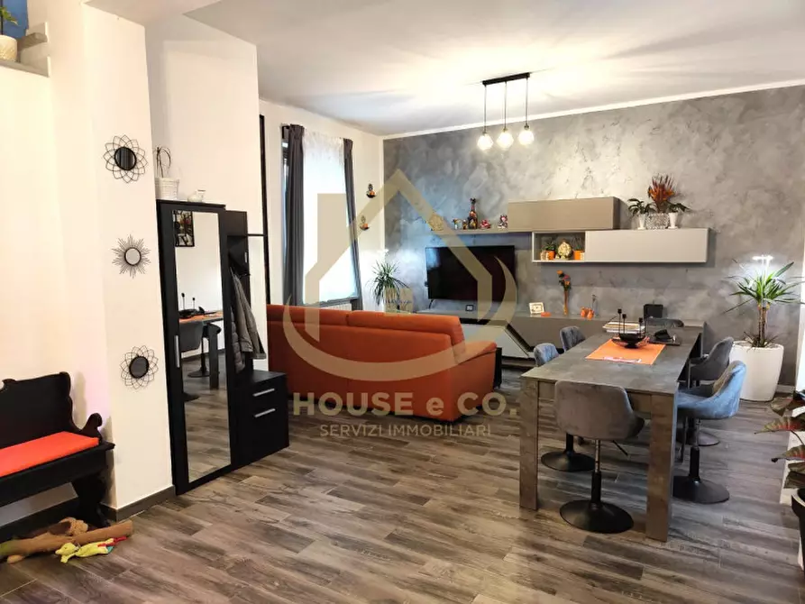 Immagine 1 di Villa in vendita  in Via Madonna Sette Dolori a Vigevano