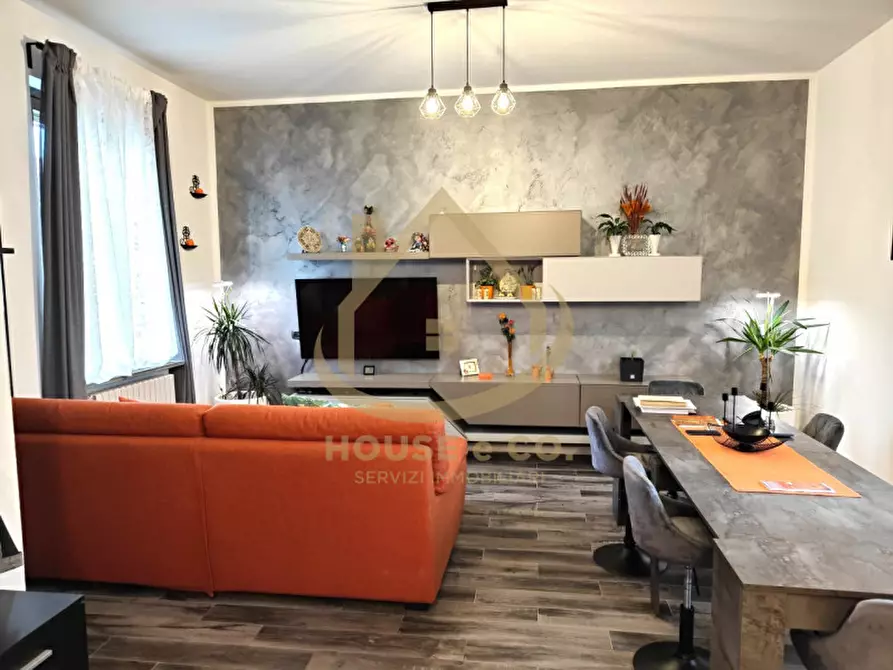 Immagine 9 di Villa in vendita  in Via Madonna Sette Dolori a Vigevano