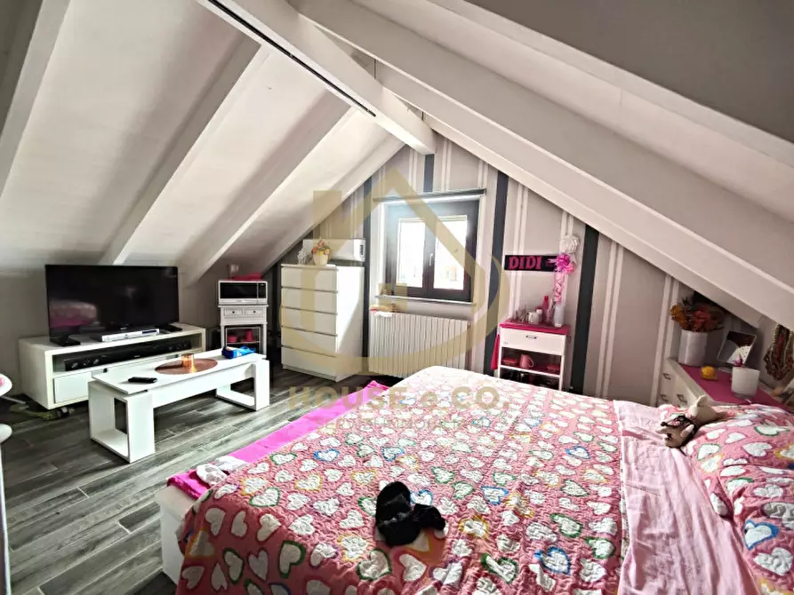 Immagine 28 di Villa in vendita  in Via Madonna Sette Dolori a Vigevano