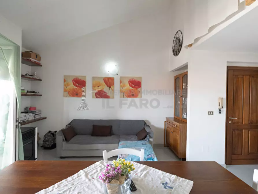 Immagine 8 di Appartamento in vendita  in Via Indipendenza a La Maddalena