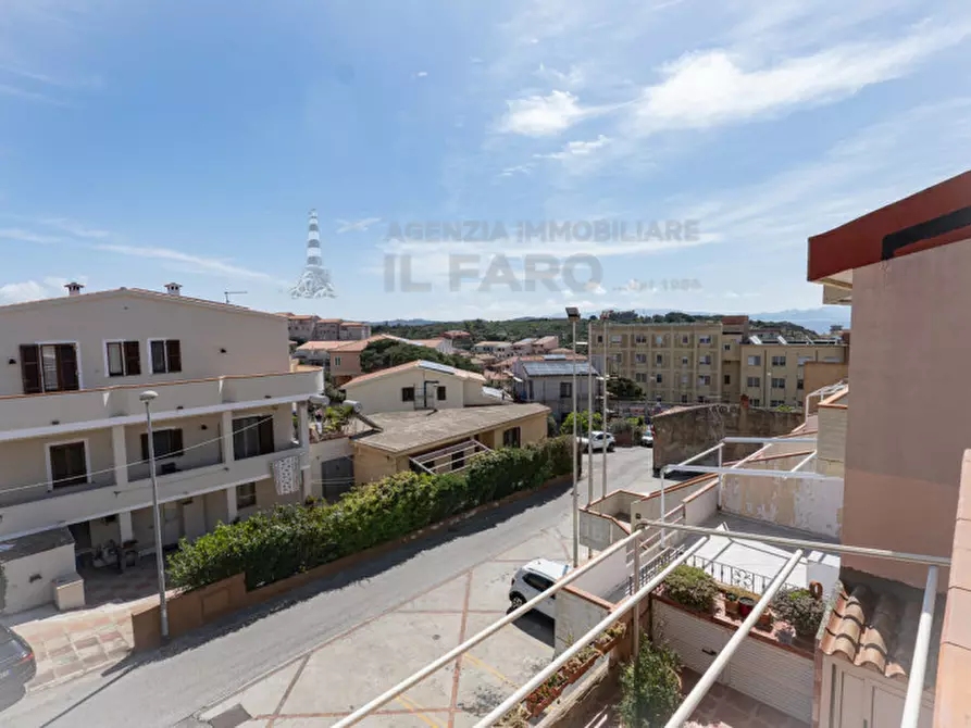 Immagine 11 di Appartamento in vendita  in Via Indipendenza a La Maddalena