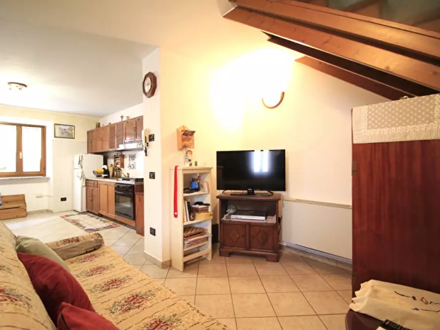 Immagine 4 di Casa indipendente in vendita  in Baitoni a Bondone