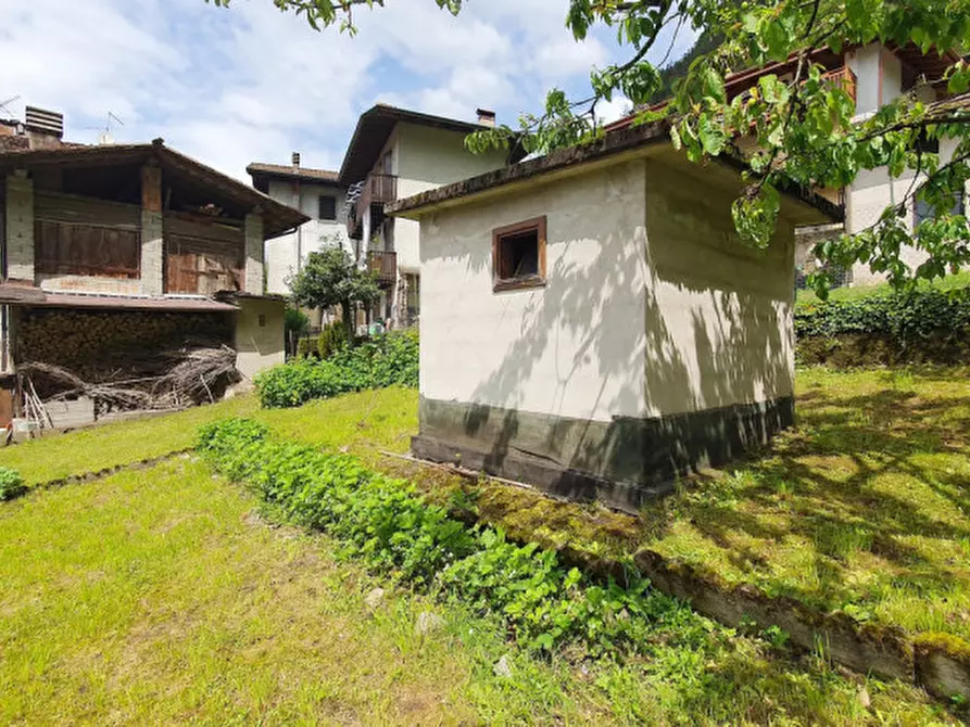 Immagine 14 di Casa indipendente in vendita  in Baitoni a Bondone