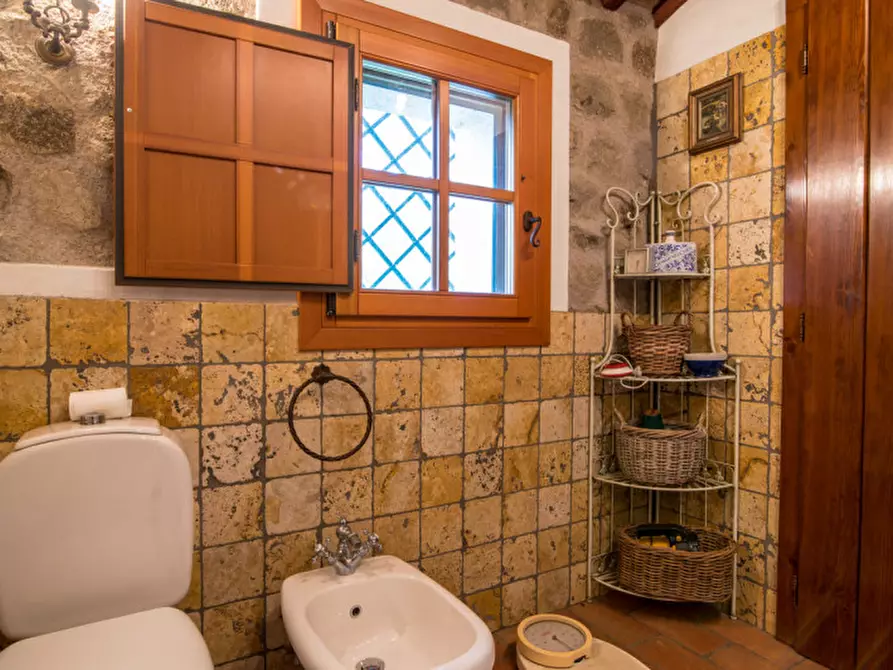 Immagine 25 di Villa in vendita  in Via Murale a Baone