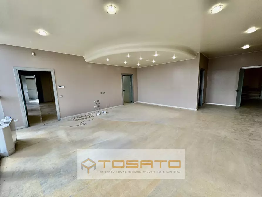 Immagine 1 di Ufficio in affitto  a Sona