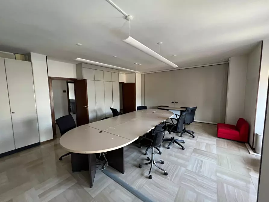 Immagine 10 di Ufficio in affitto  in Via Trieste a Padova