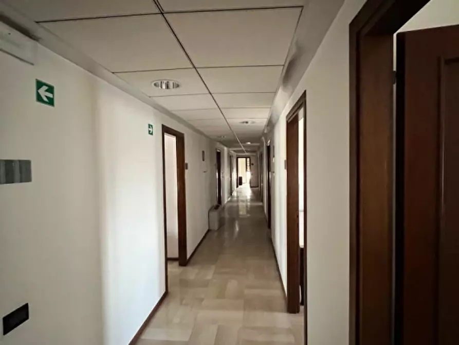Immagine 13 di Ufficio in affitto  in Via Trieste a Padova