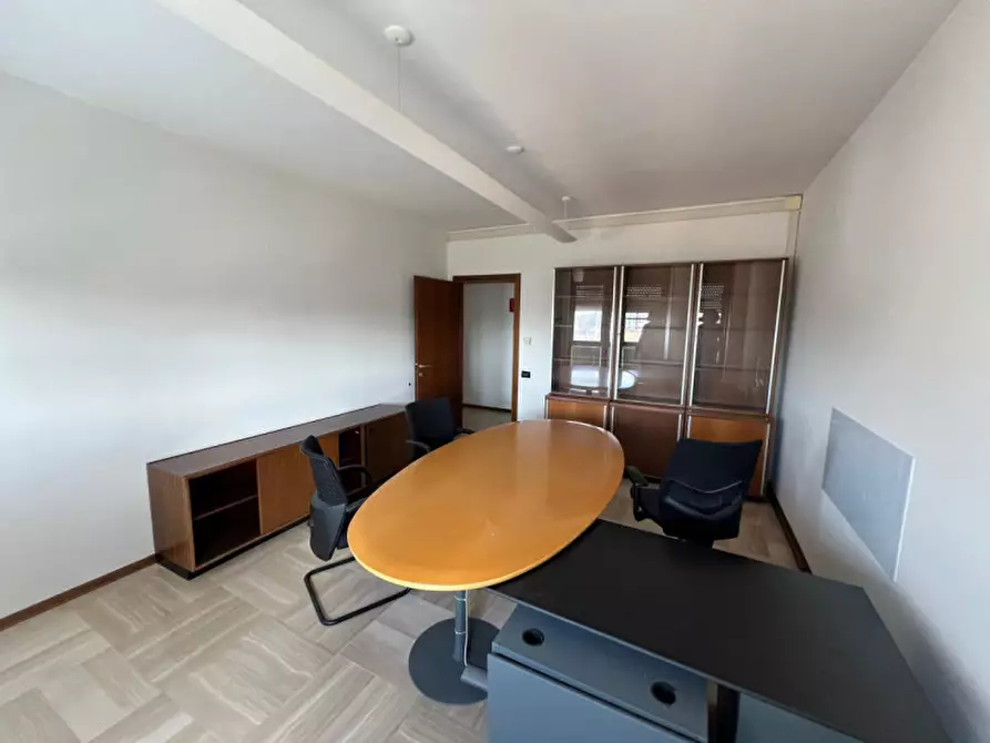 Immagine 14 di Ufficio in affitto  in Via Trieste a Padova