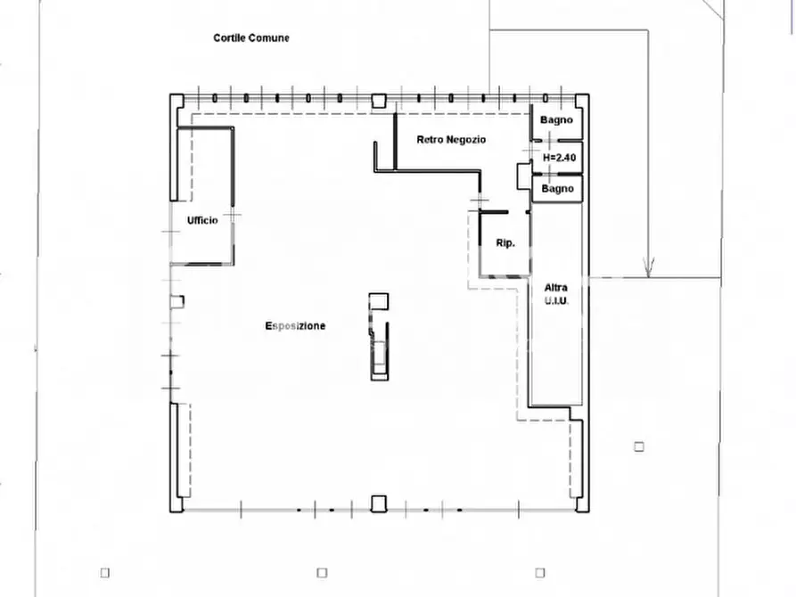 Immagine 12 di Negozio in vendita  in Via Lazzaroni a Saronno