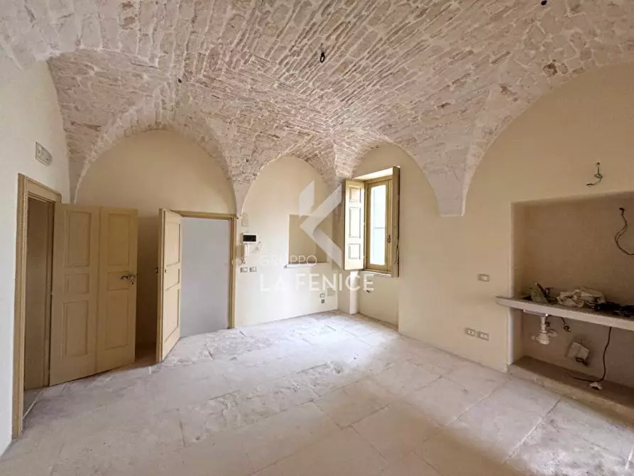 Immagine 1 di Casa indipendente in vendita  in VIA CAVOUR MARTINA FRANCA a Martina Franca