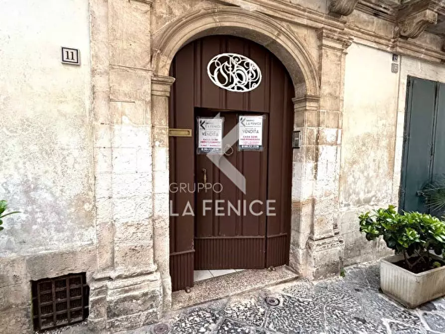 Immagine 3 di Casa indipendente in vendita  in VIA CAVOUR MARTINA FRANCA a Martina Franca