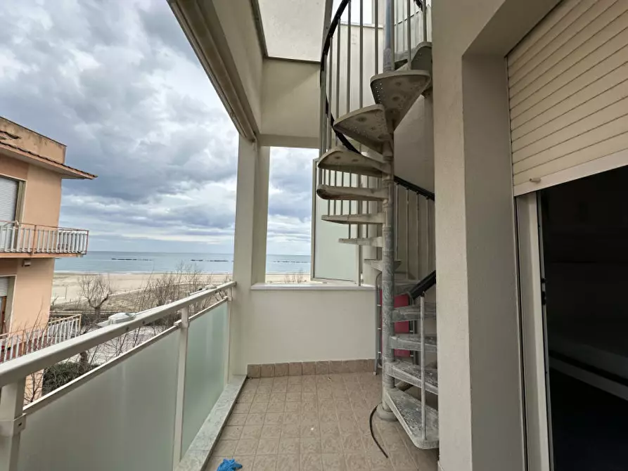 Immagine 13 di Attico in vendita  a Senigallia