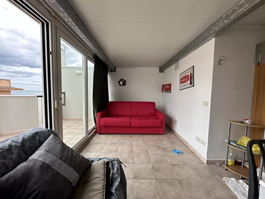 Immagine 17 di Attico in vendita  a Senigallia