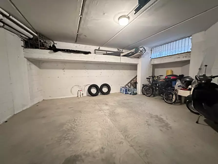 Immagine 23 di Attico in vendita  a Senigallia