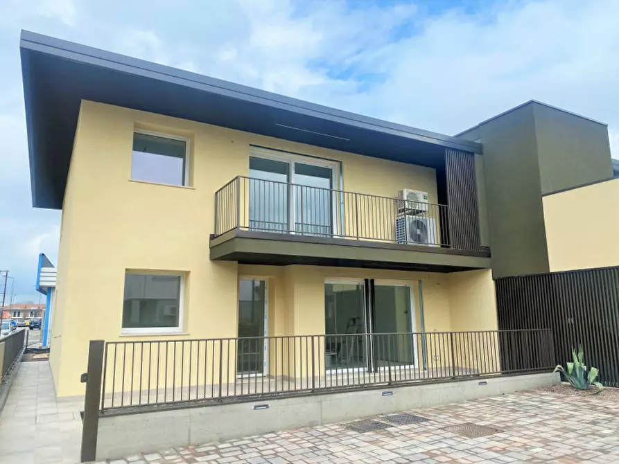 Immagine 1 di Appartamento in vendita  in via San Pio X 34/a a Castelfranco Veneto