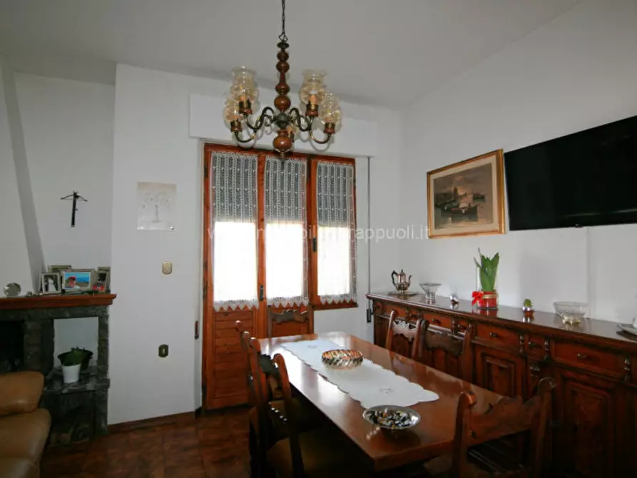 Immagine 1 di Appartamento in vendita  a Sinalunga