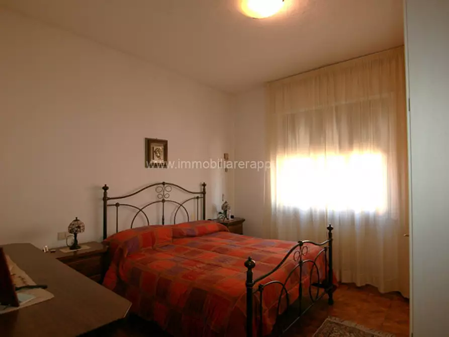 Immagine 8 di Appartamento in vendita  a Sinalunga