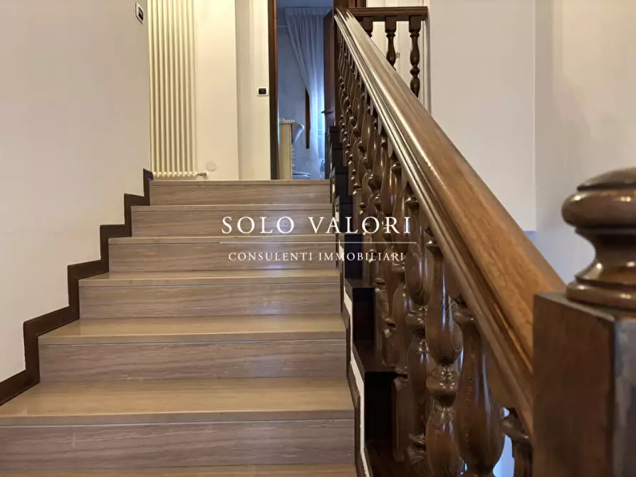 Immagine 6 di Casa bifamiliare in vendita  a Castelfranco Veneto