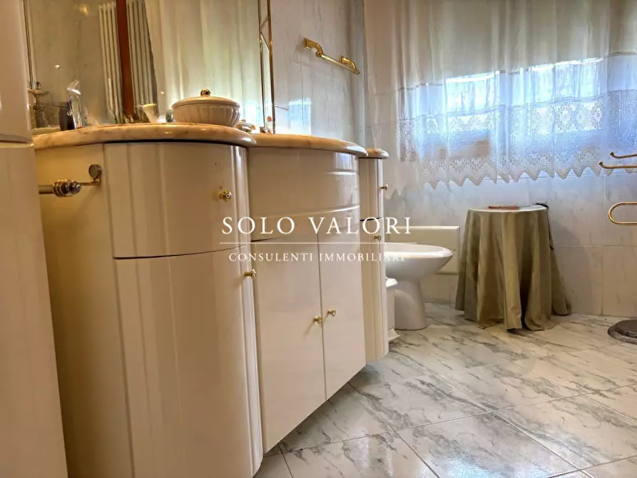 Immagine 9 di Casa bifamiliare in vendita  a Castelfranco Veneto