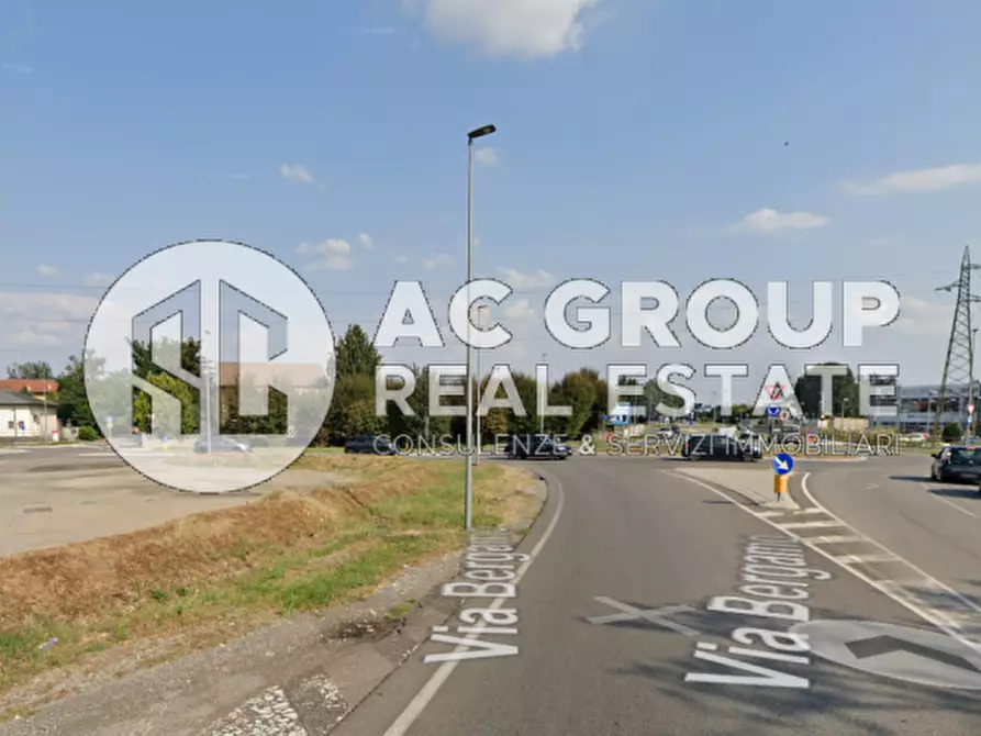 Immagine 7 di Ufficio in vendita  in Via Bergamo a Caronno Pertusella