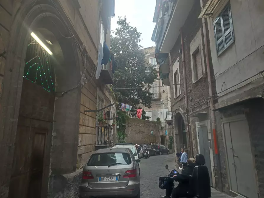 Immagine 12 di Capannone industriale in vendita  in Vico Santa Maria del Pozzo a Napoli