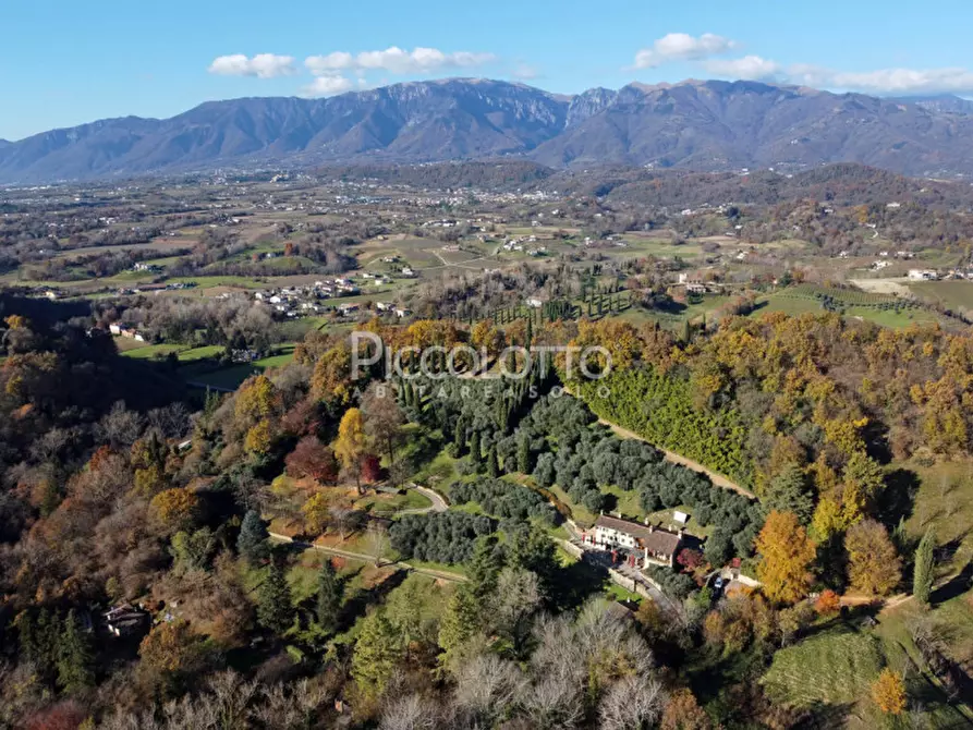 Immagine 6 di Villa in vendita  in via Monte dei Frati a Asolo