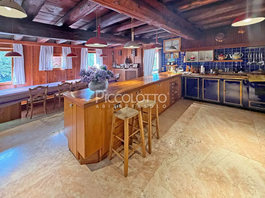 Immagine 21 di Villa in vendita  in via Monte dei Frati a Asolo
