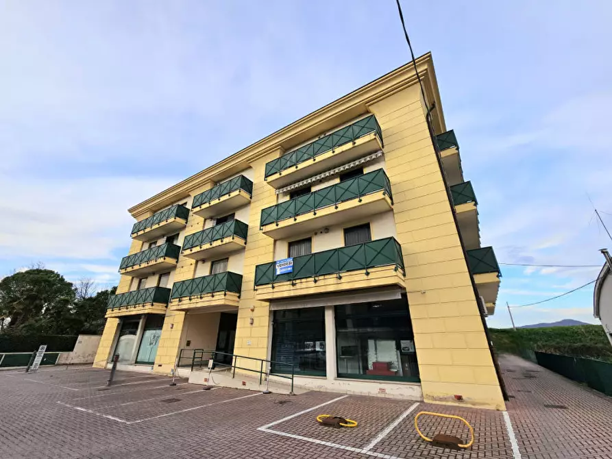 Immagine 1 di Appartamento in vendita  in VIA ATHESTE a Este