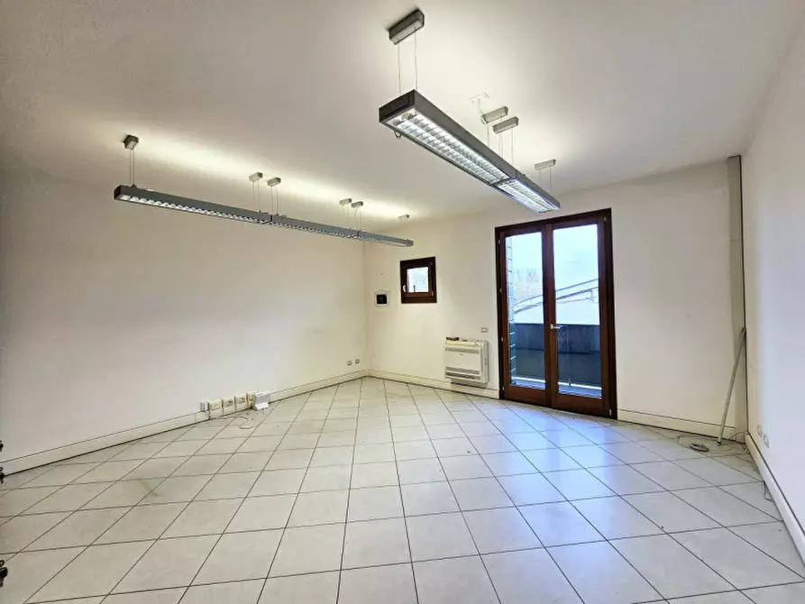 Immagine 2 di Appartamento in vendita  in VIA ATHESTE a Este