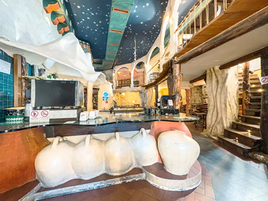 Immagine 2 di Attività commerciale in vendita  in Corso Benedetto Cairoli a Verbania