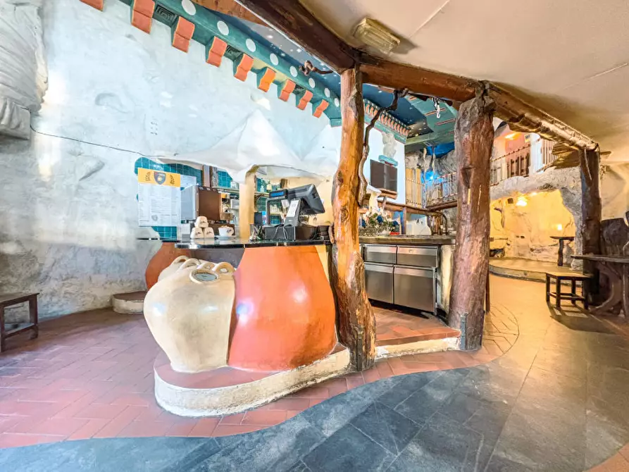 Immagine 4 di Attività commerciale in vendita  in Corso Benedetto Cairoli a Verbania