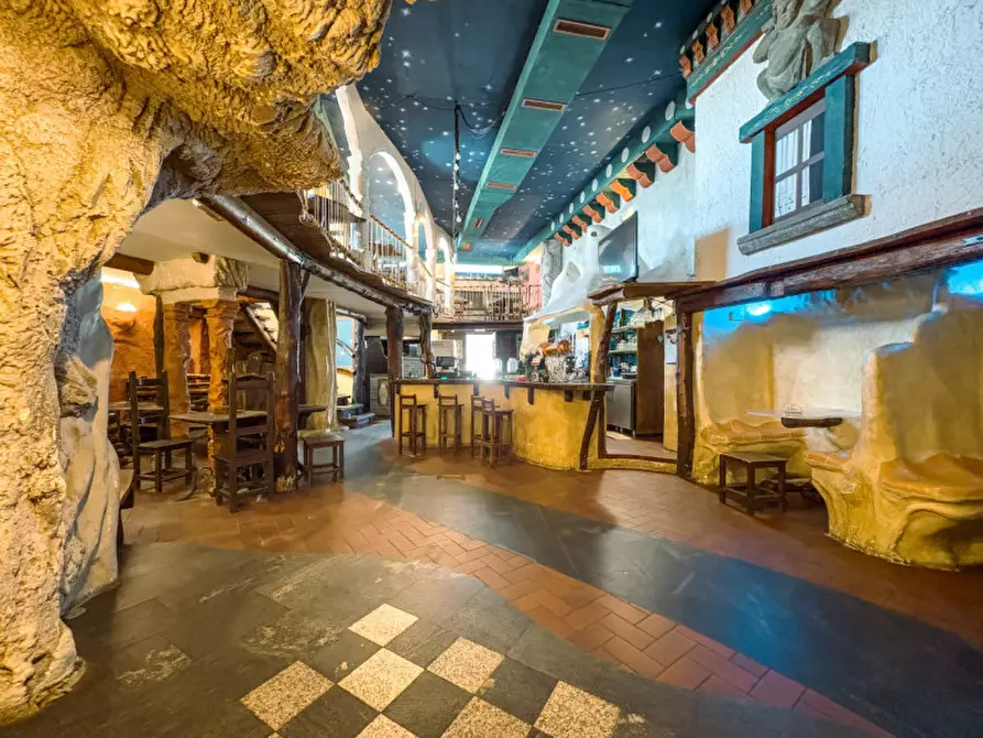 Immagine 7 di Attività commerciale in vendita  in Corso Benedetto Cairoli a Verbania