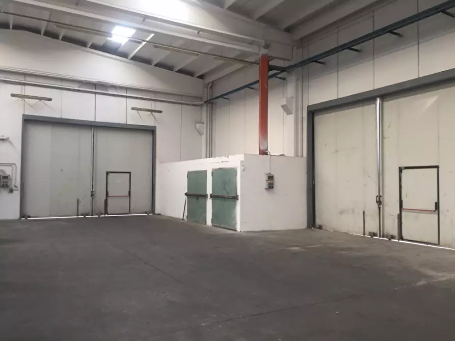 Immagine 7 di Capannone industriale in affitto  a Sassuolo