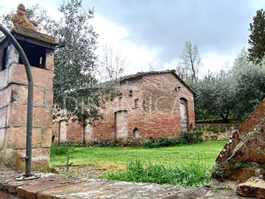Immagine 41 di Rustico / casale in vendita  a Montaione