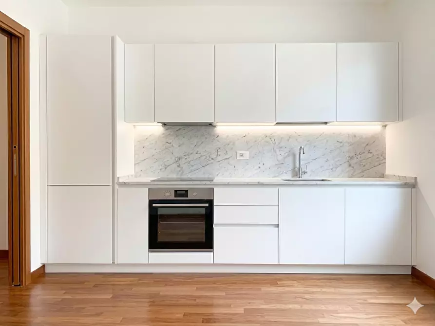 Immagine 1 di Appartamento in affitto  in Via dei Borromeo a Padova
