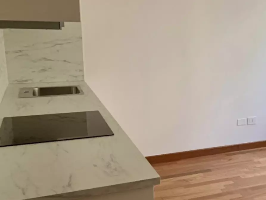 Immagine 10 di Appartamento in affitto  in Via dei Borromeo a Padova