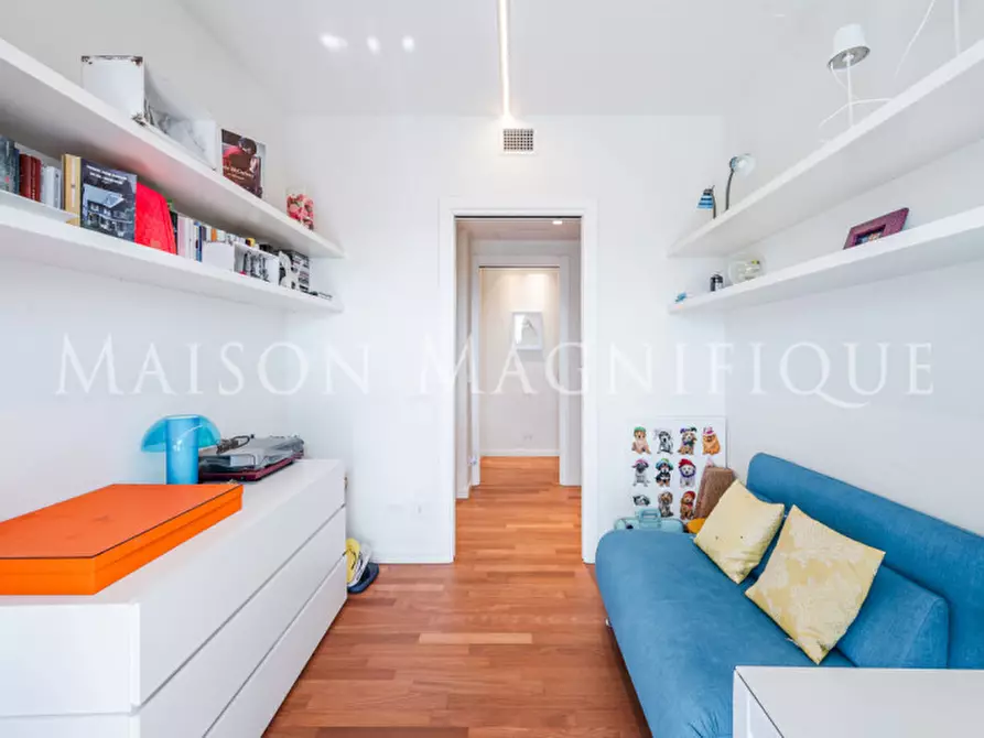 Immagine 23 di Attico in vendita  in Viale Adamello a Riccione