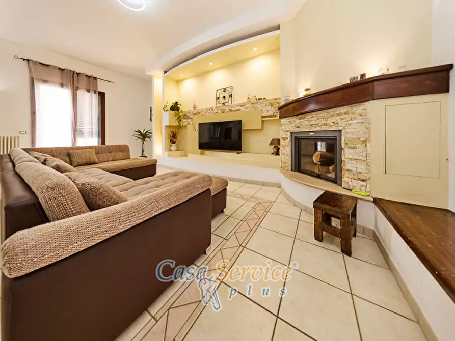 Immagine 1 di Appartamento in vendita  in Via Marconi a Matino