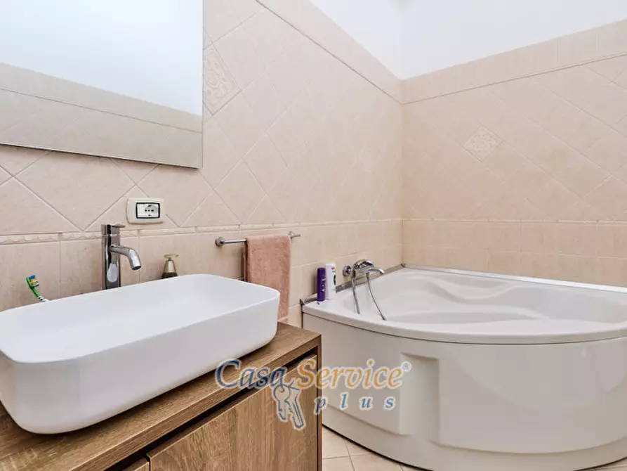 Immagine 25 di Appartamento in vendita  in Via Marconi a Matino