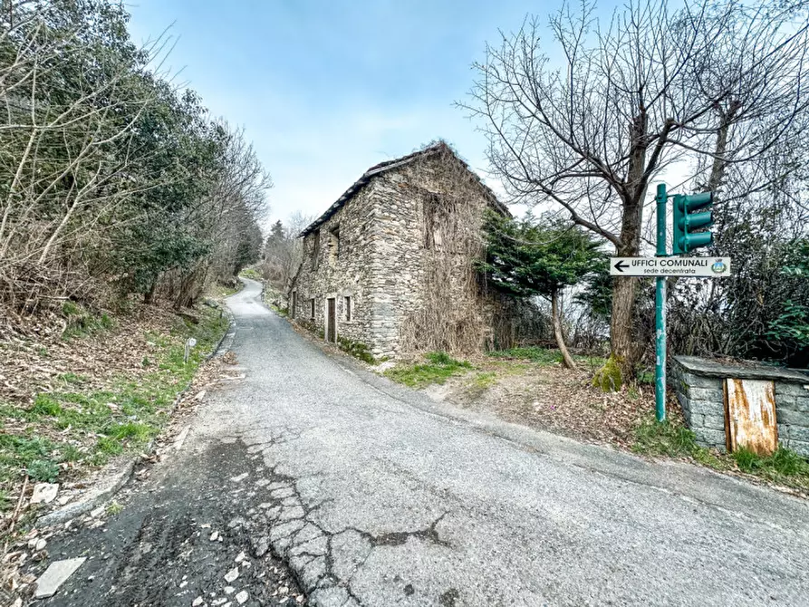 Immagine 13 di Rustico / casale in vendita  in via alla trinità a Ghiffa