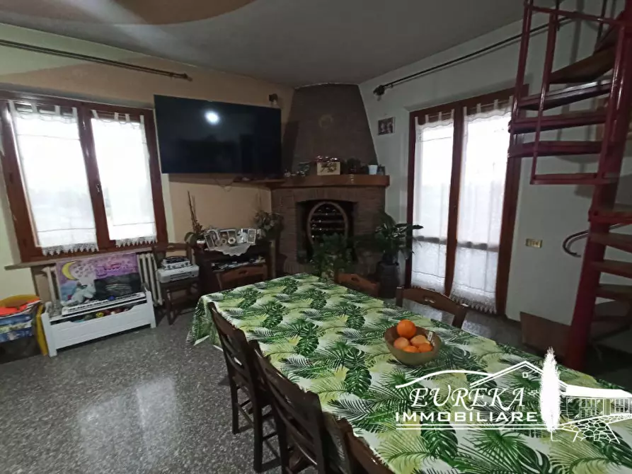 Immagine 17 di Villetta a schiera in vendita  in Località Carraia a Castiglione Del Lago