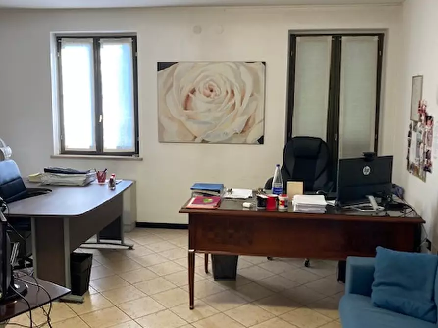 Immagine 1 di Ufficio in vendita  in Contrada del Barbone a Rovato