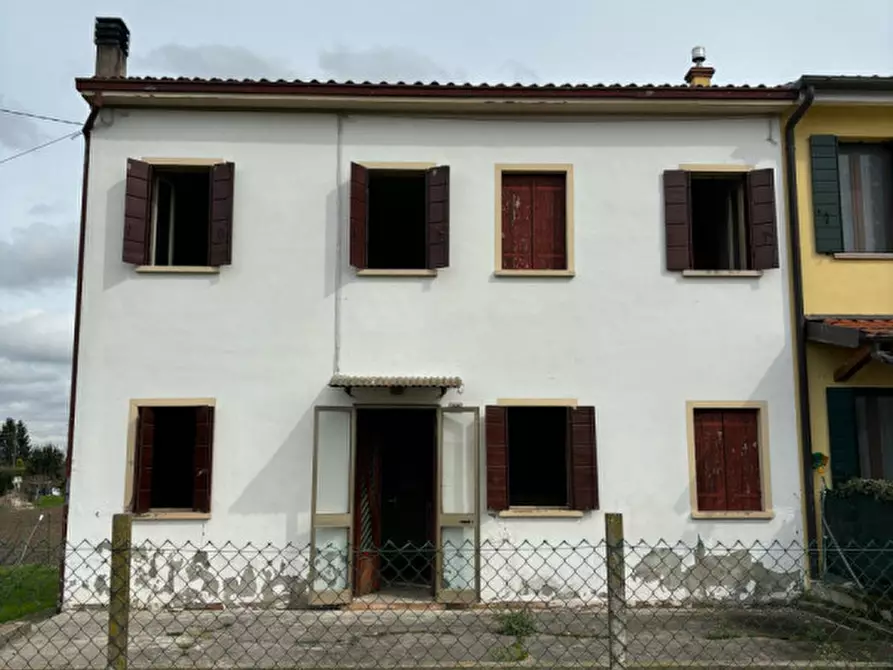 Immagine 2 di Casa bifamiliare in vendita  in Via Acquanera a Pernumia